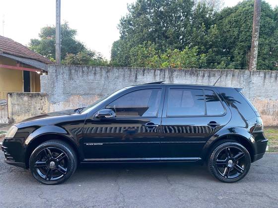 VOLKSWAGEN GOLF 2.0 MI BLACK EDITION 8V FLEX 4P TIPTRONIC VOLKSWAGEN GOLF 2.0 MI BLACK EDITION 8V FLEX 4P TIPTRONIC
